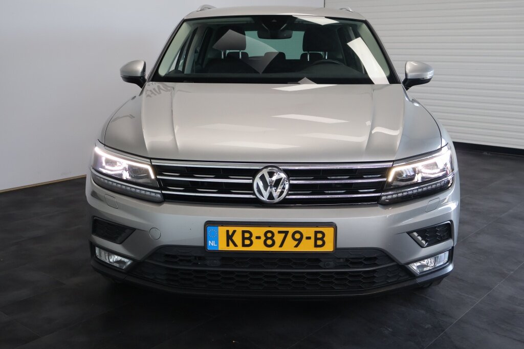 Volkswagen Tiguan 1.4 TSI Connected Series | Trekhaak | LED | Carplay | Navigatie - Afbeelding 5