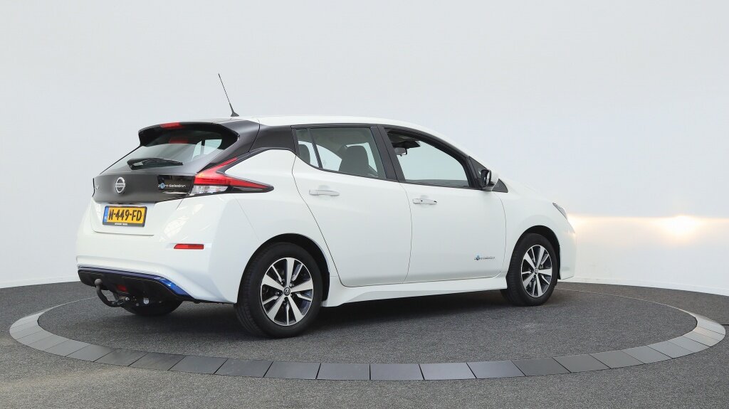 Nissan Leaf Acenta 40 kWh | EV | Navigatie | Cruise Control | - Afbeelding 2