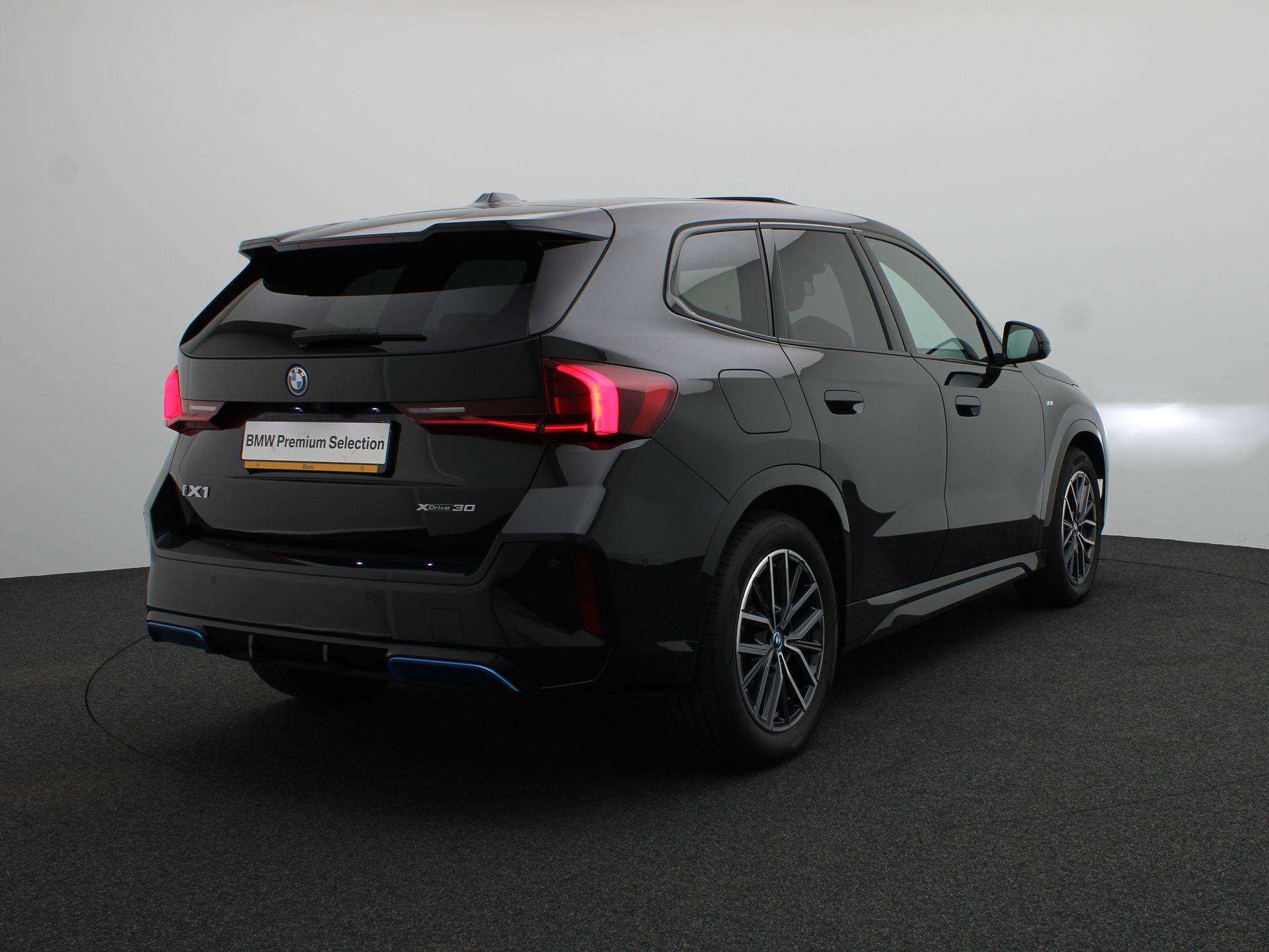 BMW iX1 xDrive30 - Afbeelding 2