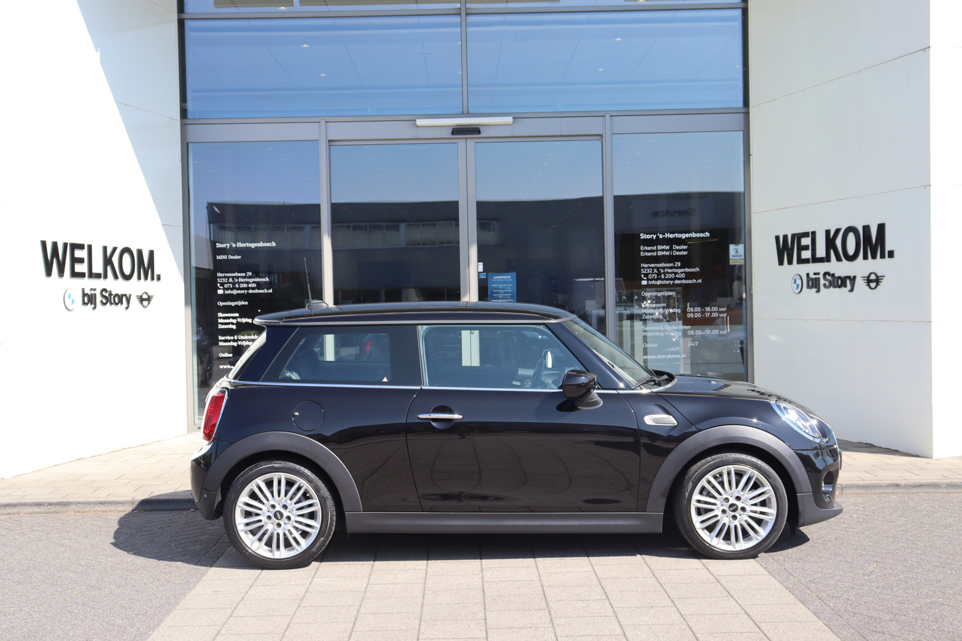 MINI Cooper 8