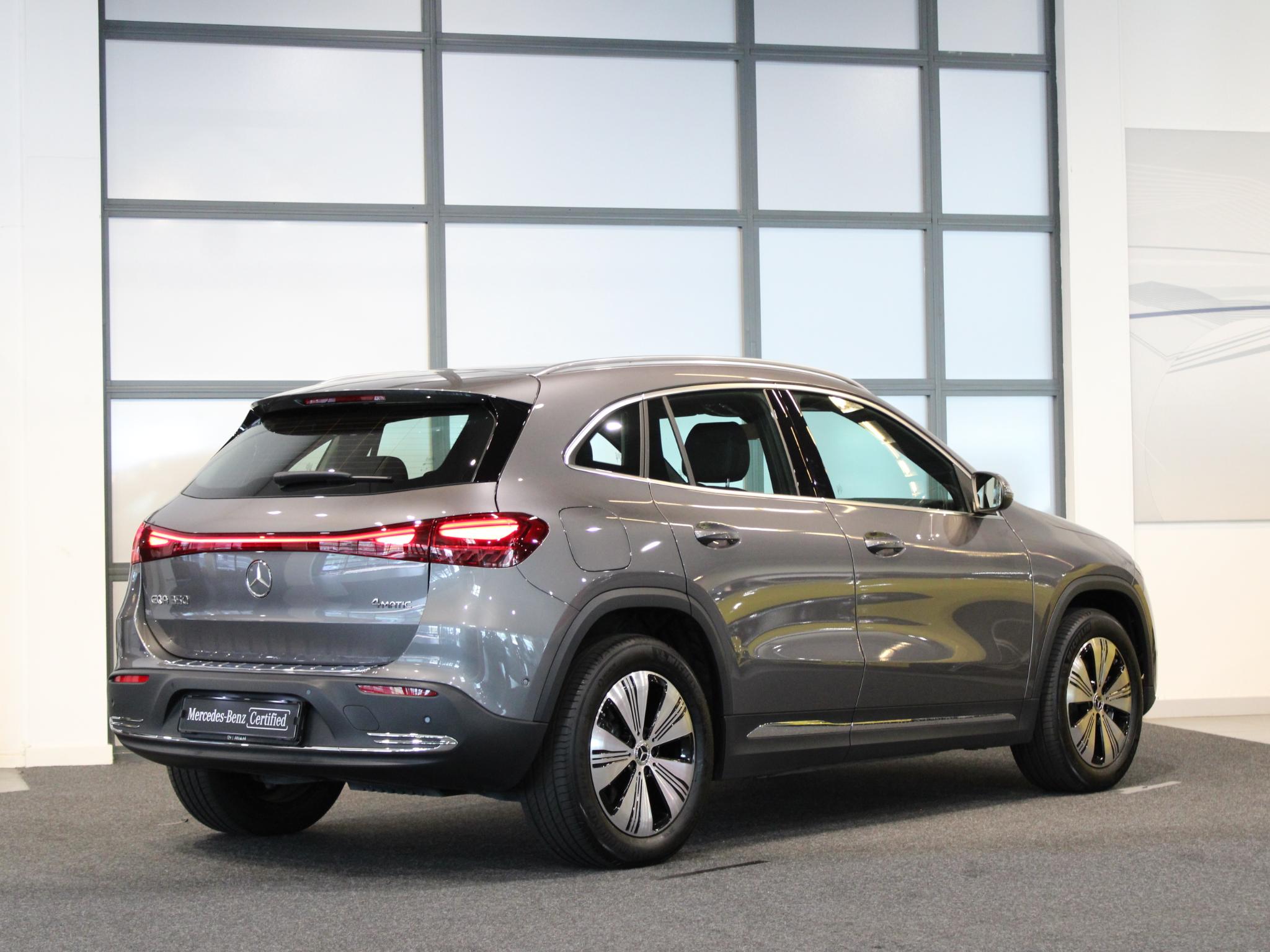 Mercedes-Benz EQA 350 4MATIC AMG Line 67 kWh - Afbeelding 2