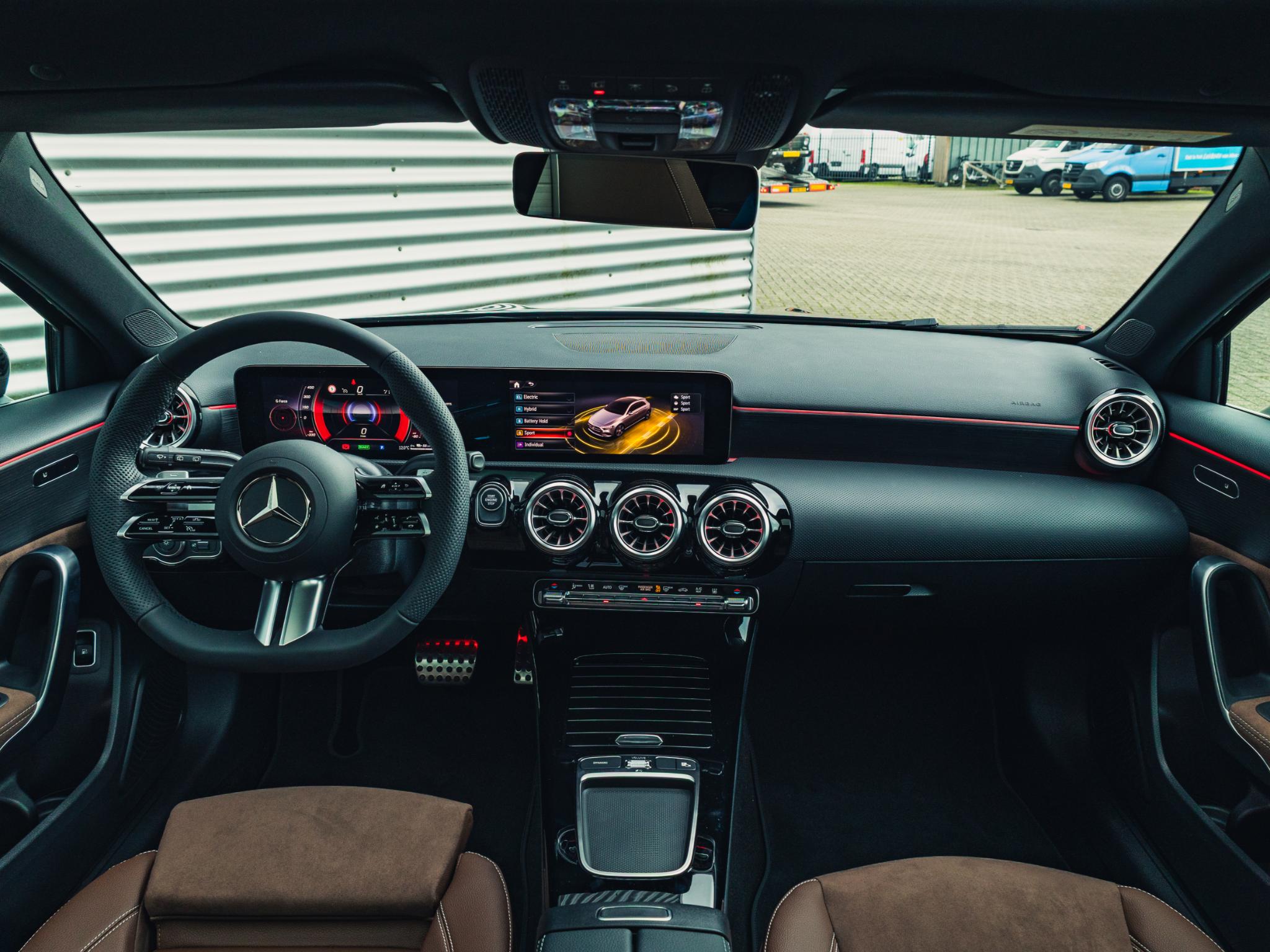 Mercedes-Benz A-Klasse Hatchback 250 e Business Solution AMG - Afbeelding 3