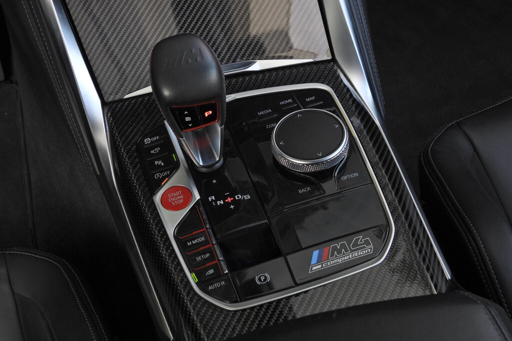 BMW M4 44