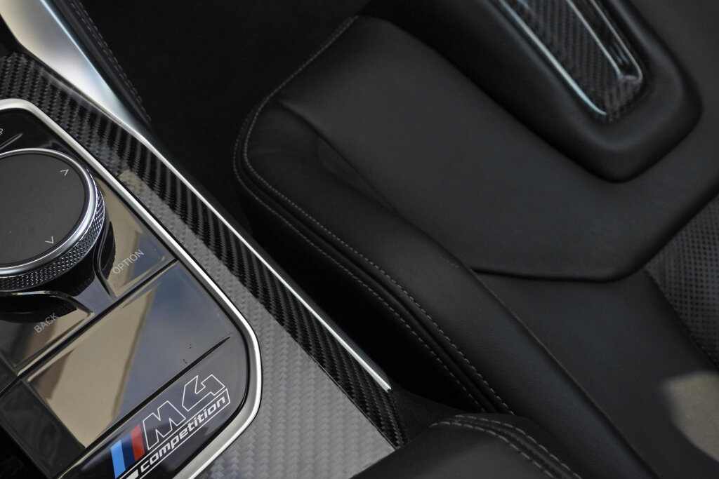 BMW M4 65