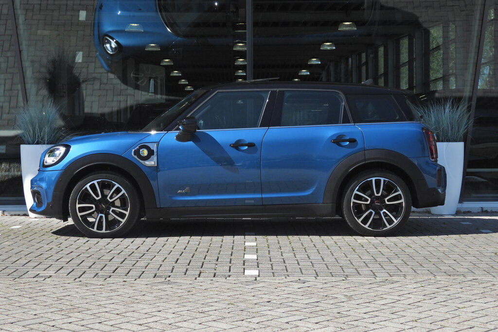 MINI Countryman 5