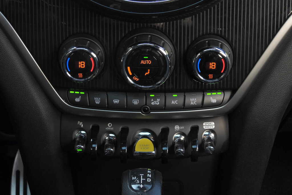 MINI Countryman 37