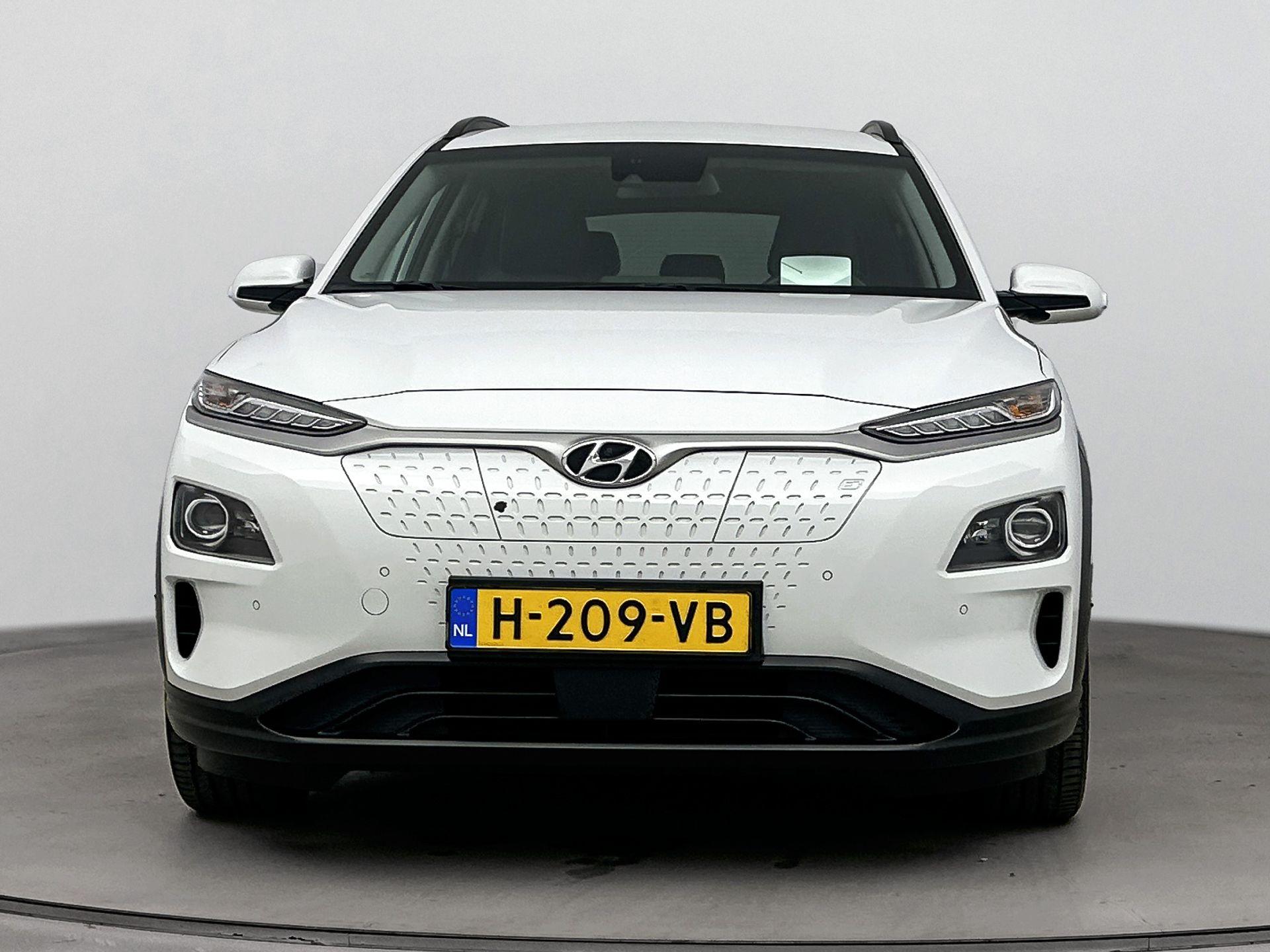 Hyundai Kona EV PREMIUM 64 kWh - Afbeelding 5