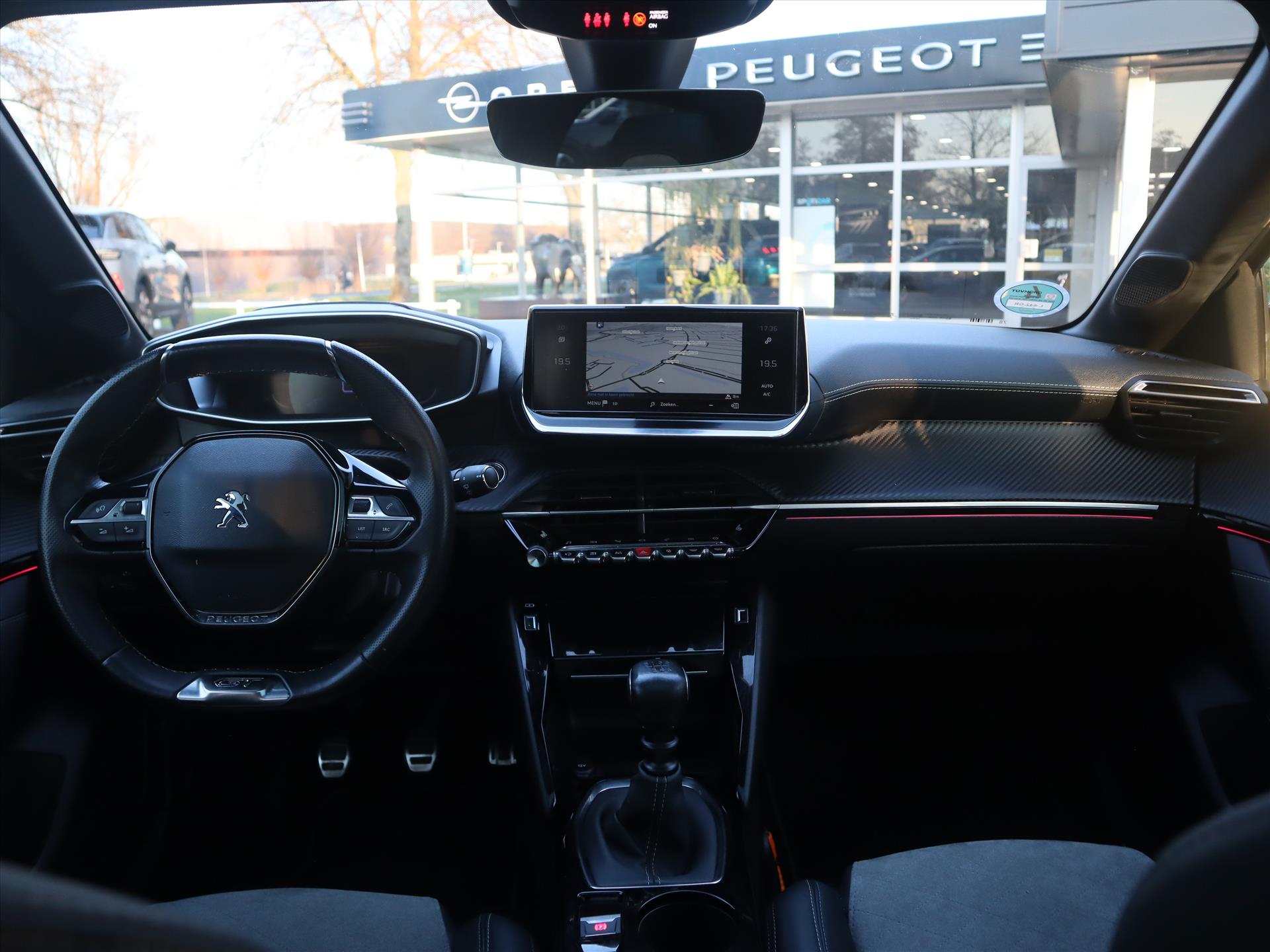 Peugeot 208 GT-Pack PureTech 100PK H6, Rijklaarprijs, Panoramadak Navigatie Adaptieve Cruise Control Stoelverwarming - Afbeelding 5