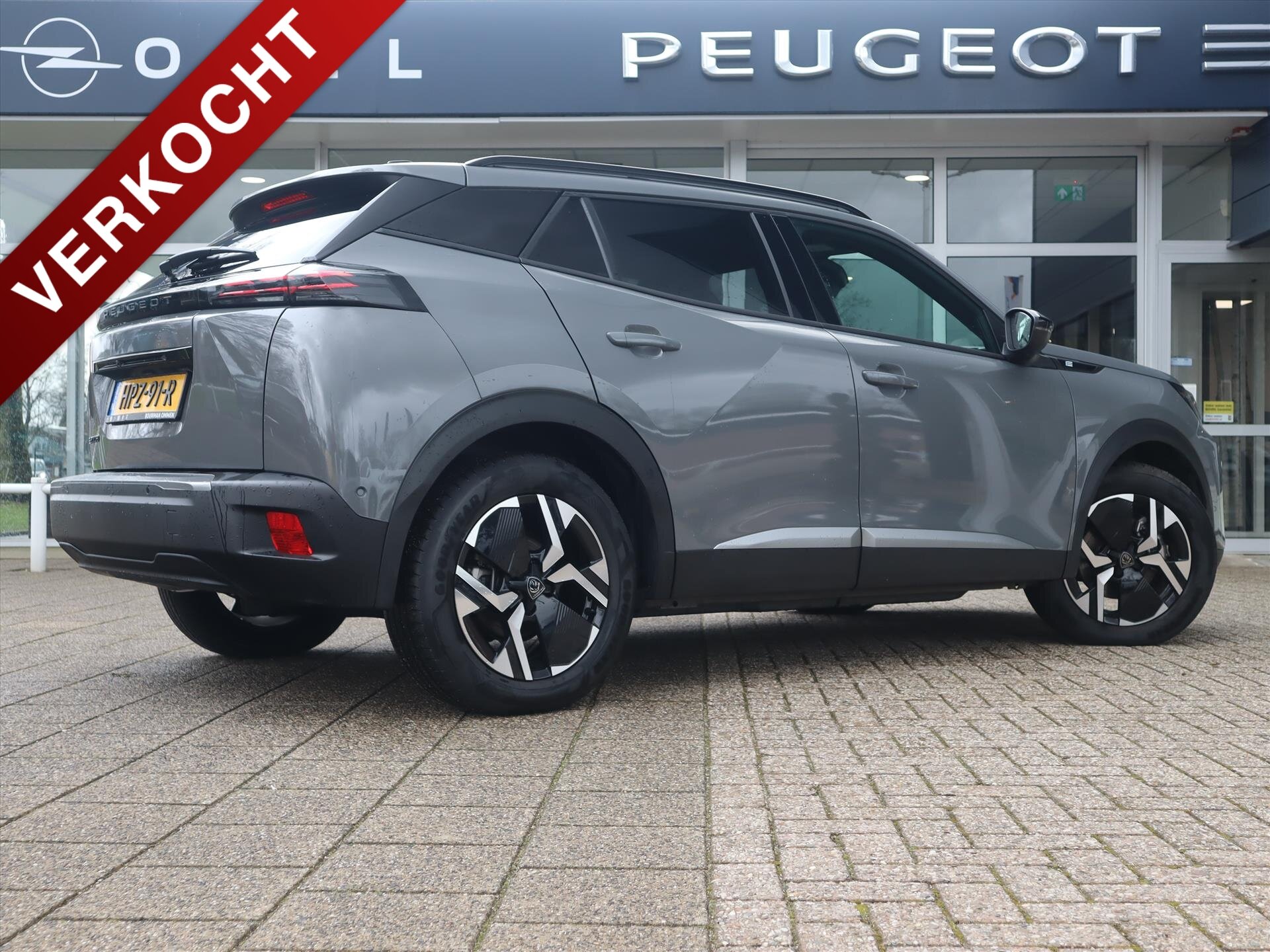Peugeot e-2008 EV Allure Avantage 54kWh 156PK automaat, Rijklaarprijs, Navigatie 360° Camera Adaptieve cruise control