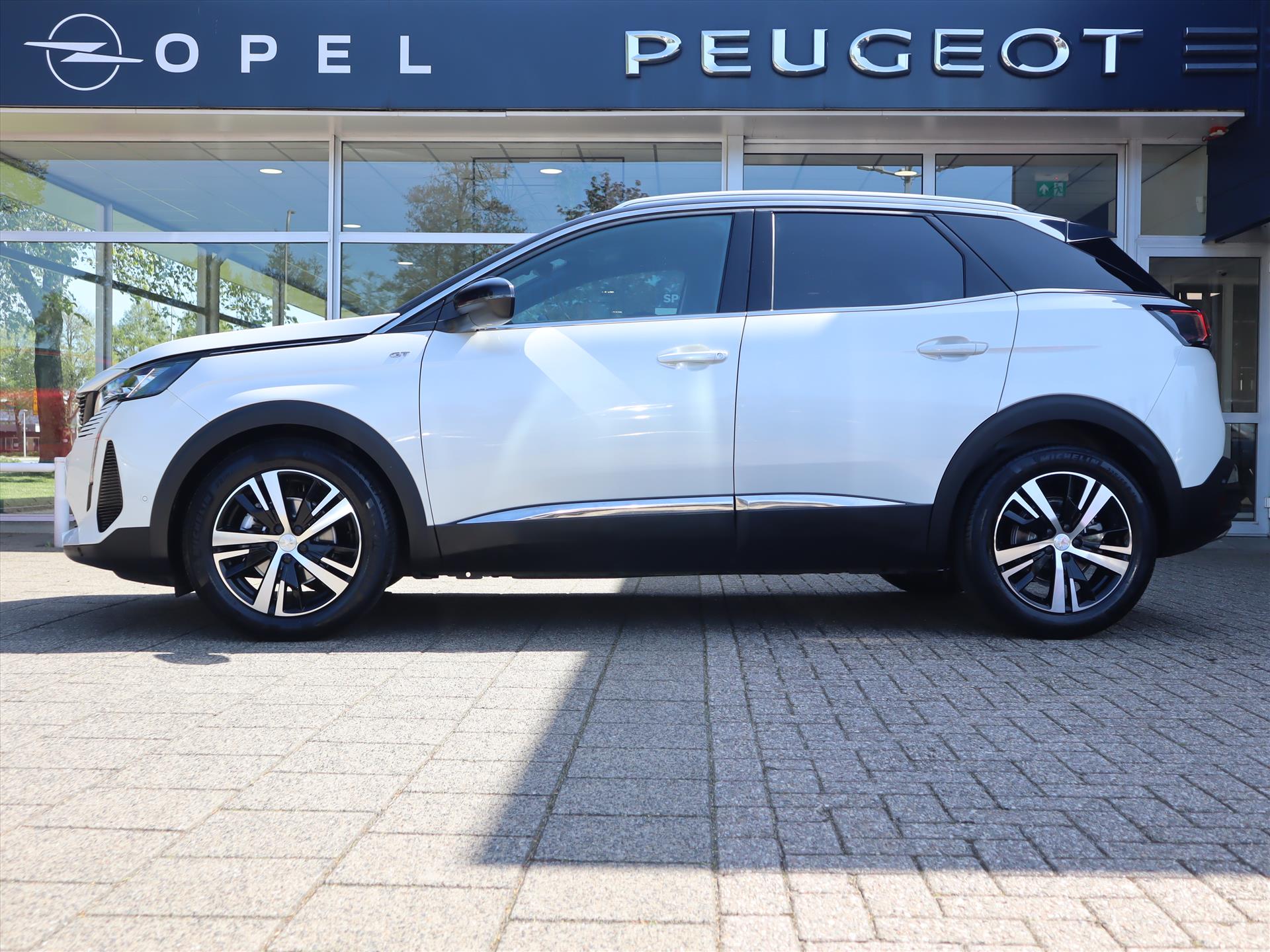 Peugeot 3008 SUV GT PureTech 130pk EAT8 automaat, Rijklaarprijs, Navigatie Camera Adaptieve Cruise control - Afbeelding 2