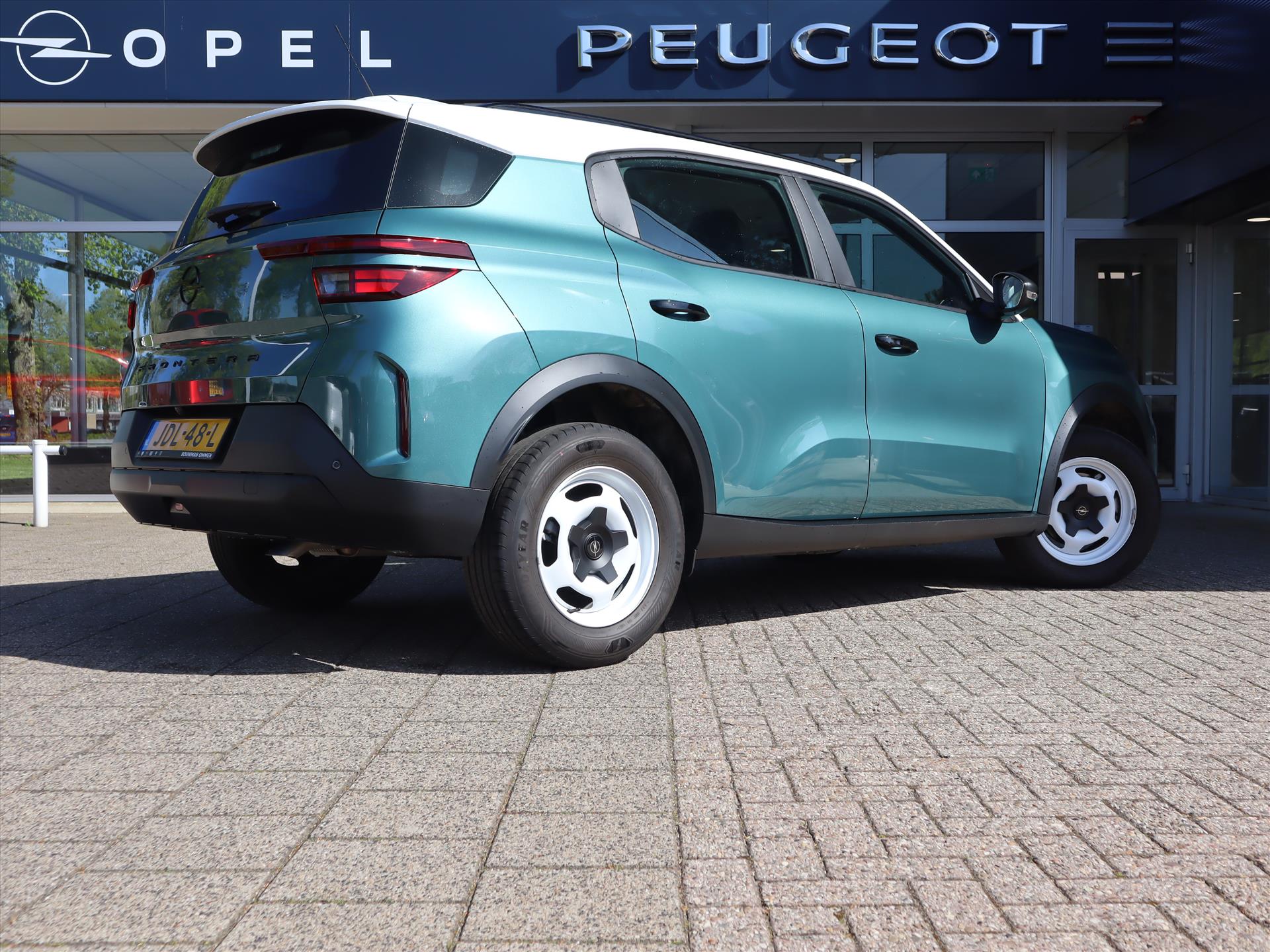 Opel Frontera Edition 1.2 Turbo Hybrid 145pk eDCT automaat, Rijklaarprijs, Navigatie Camera Stoel-, stuur- en voorruitverwarming - Afbeelding 4