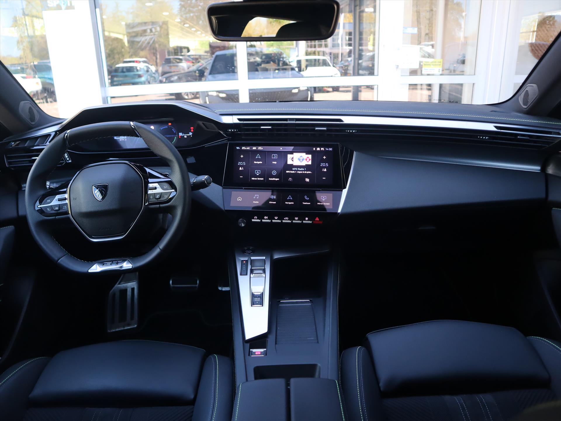 Peugeot 408 GT Avantage EV 58kWh 210pk Automaat, Rijklaarprijs, Elektrisch verstelbare en verwarmbare stoel Navigatie 360° camera - Afbeelding 5