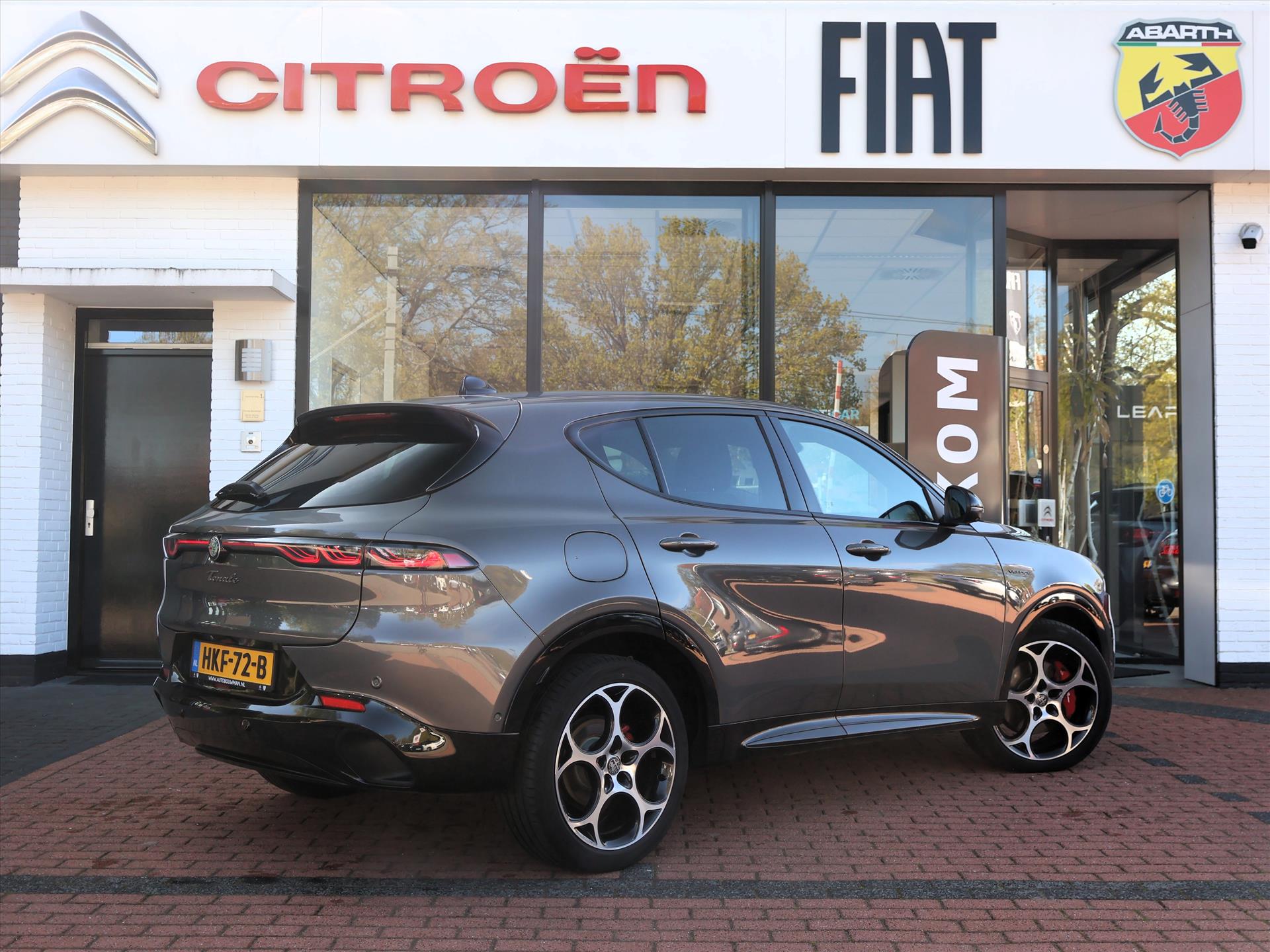 Alfa Romeo Tonale 1.5T Hybrid 160PK Automaat.7 Veloce, Rijklaarprijs | Leder | Winterpack | Camera | Navigatie - Afbeelding 4