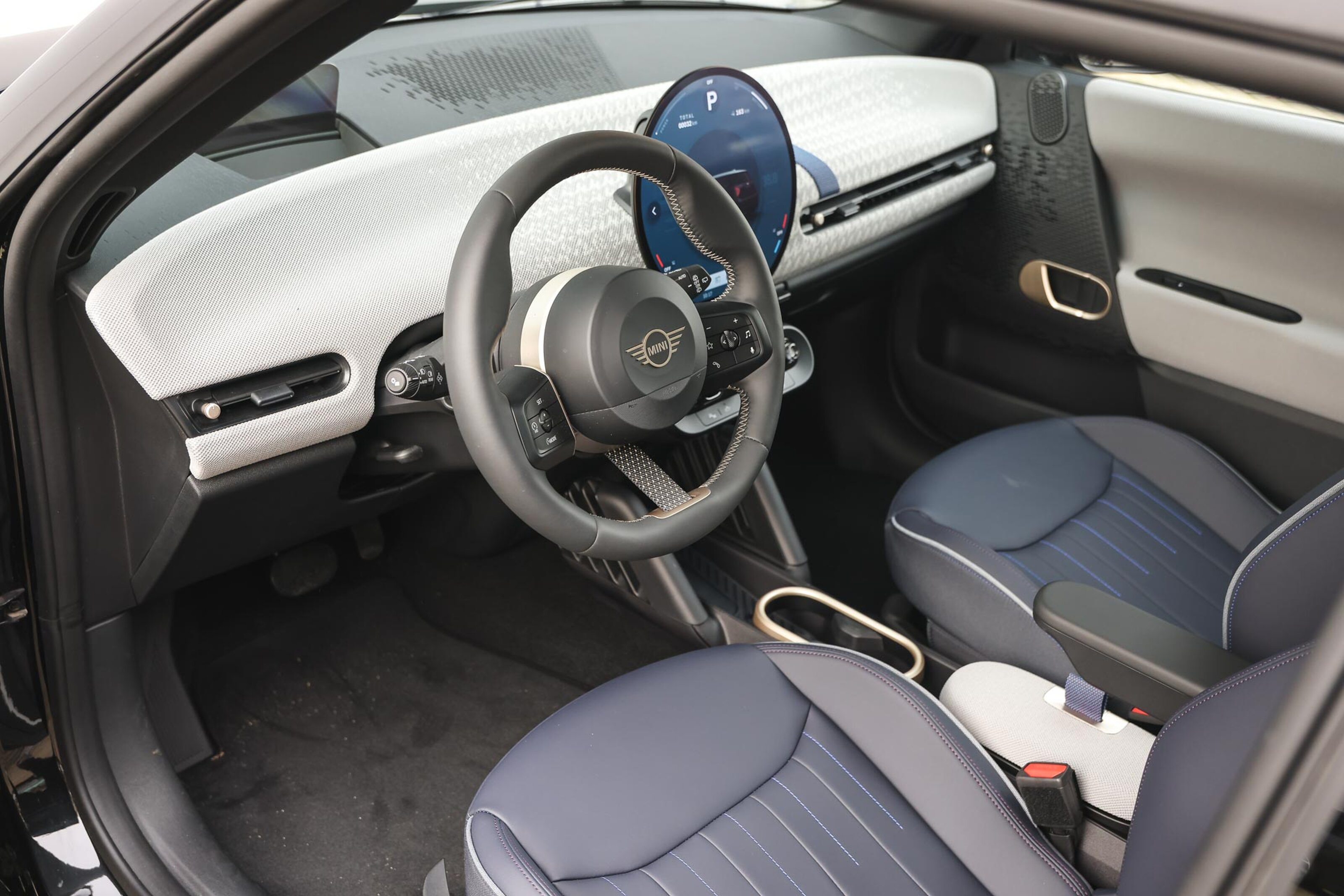 MINI Electric Hatchback Cooper SE
