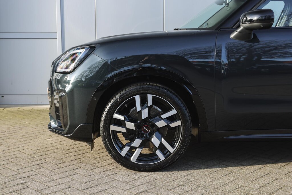MINI Countryman 4