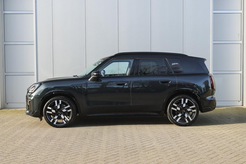 MINI Countryman 8