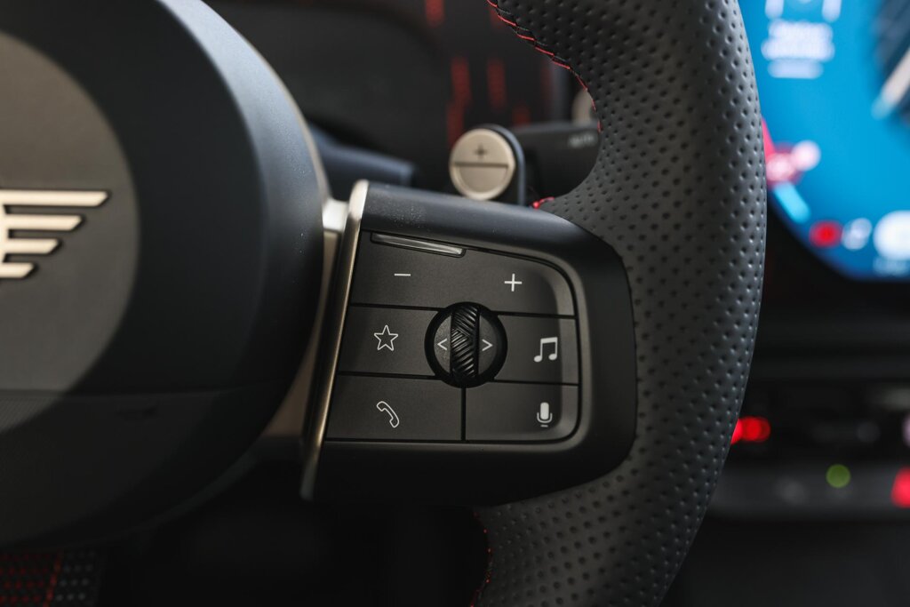 MINI Countryman 17