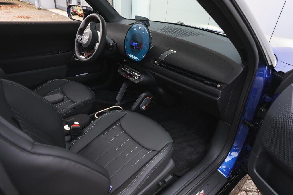 MINI Electric 8