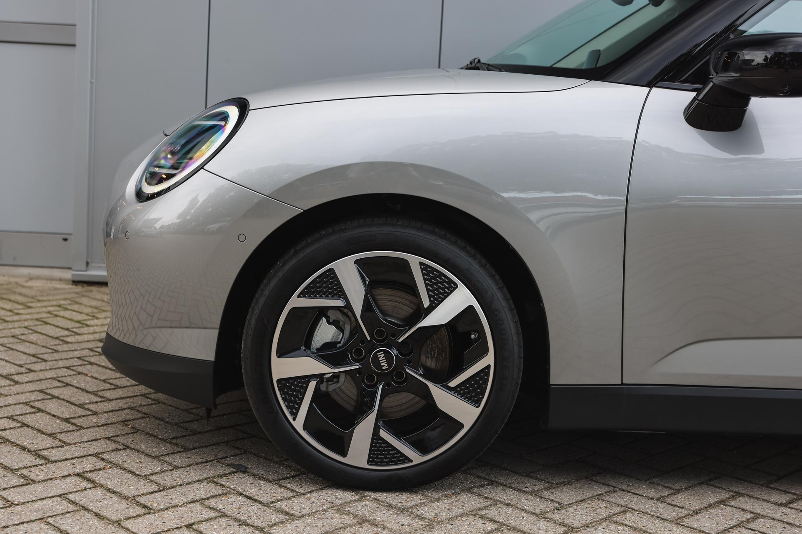 MINI Electric Hatchback Cooper SE