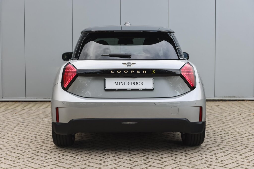 MINI Electric 6