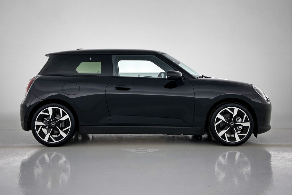 MINI 3-Deurs 6