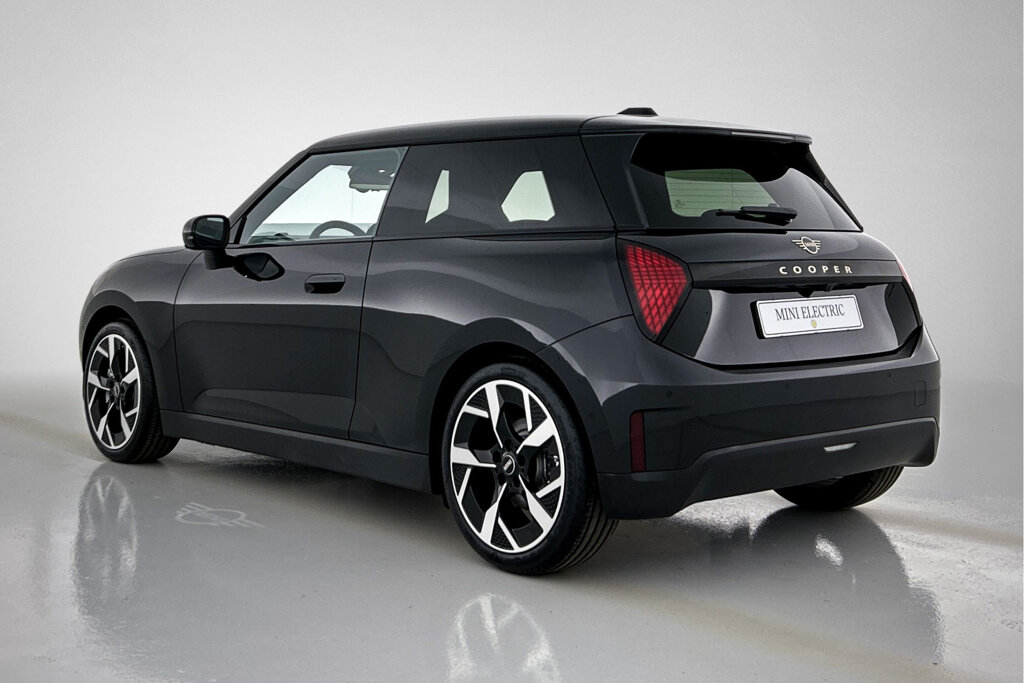 MINI 3-Deurs 10