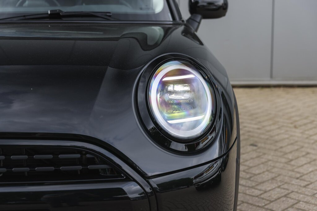 MINI 3-Deurs 31