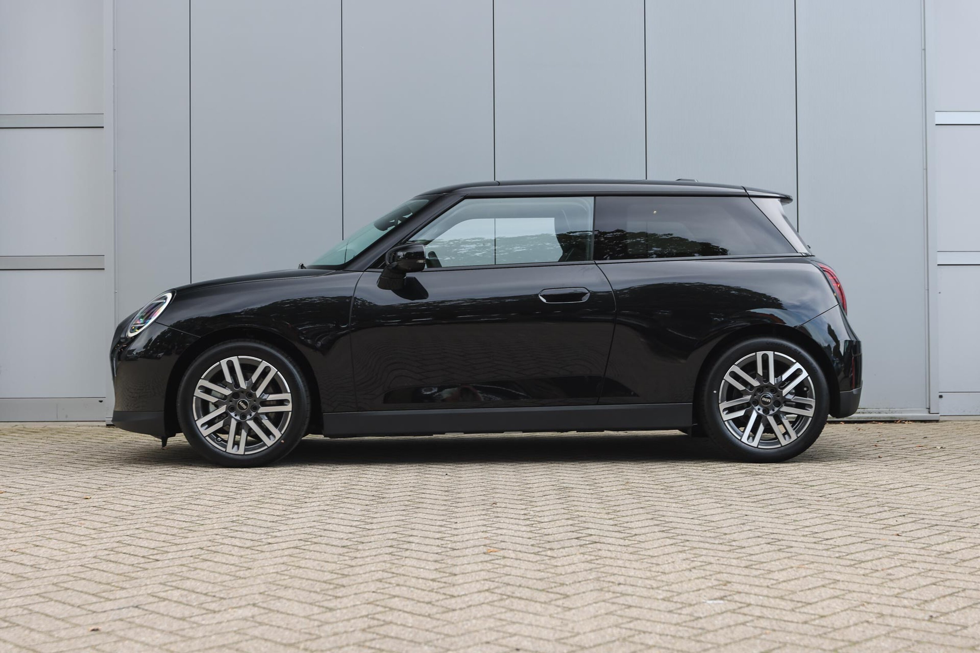 MINI 3-Deurs 7