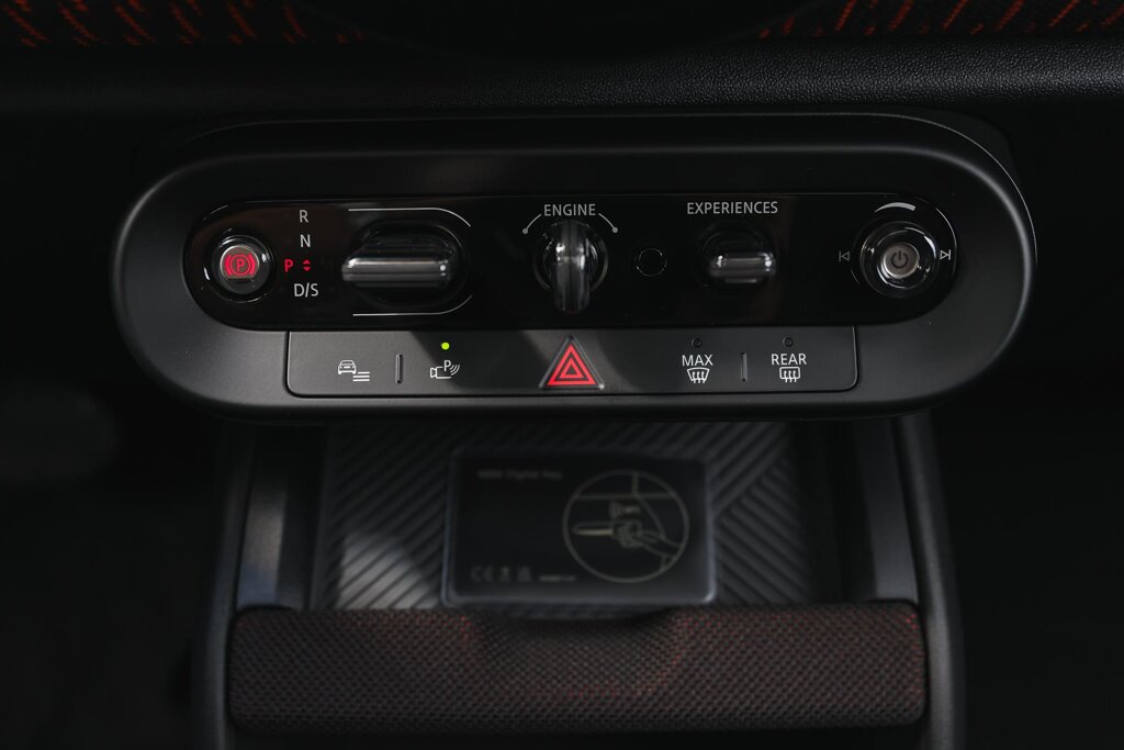 MINI Countryman 16