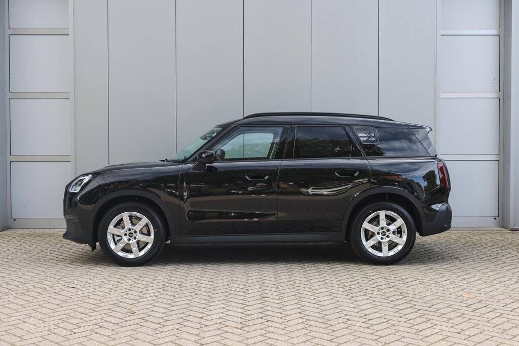 MINI Countryman 8