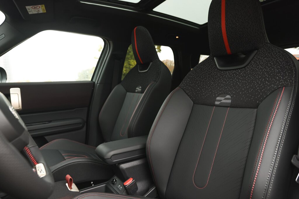 MINI Countryman 13