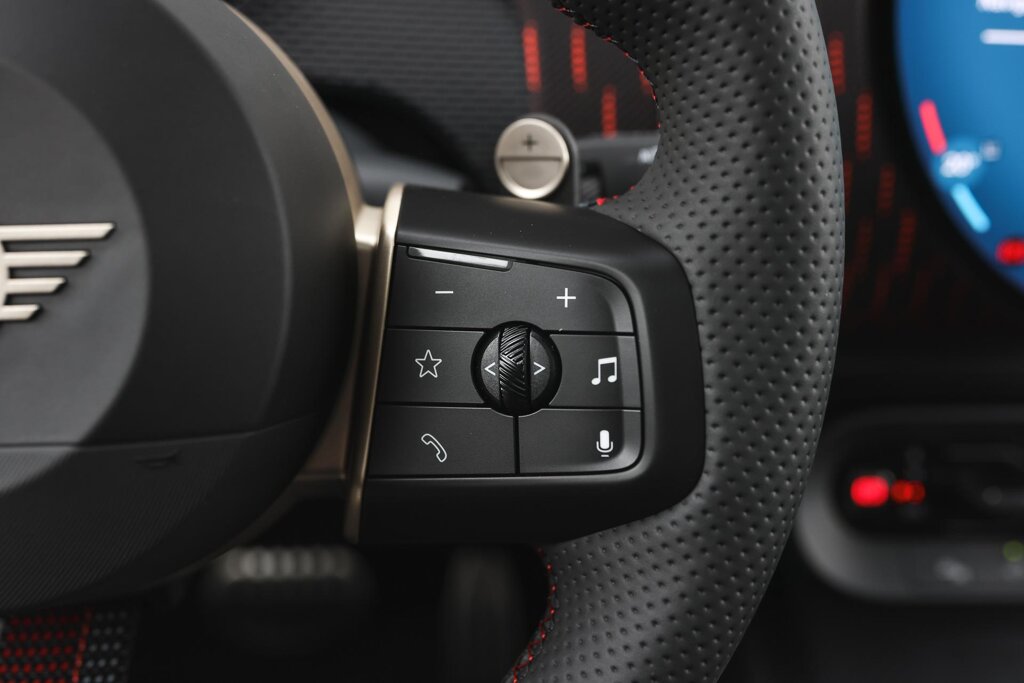 MINI Countryman 17