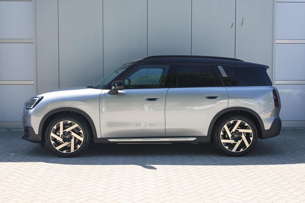MINI Countryman 8