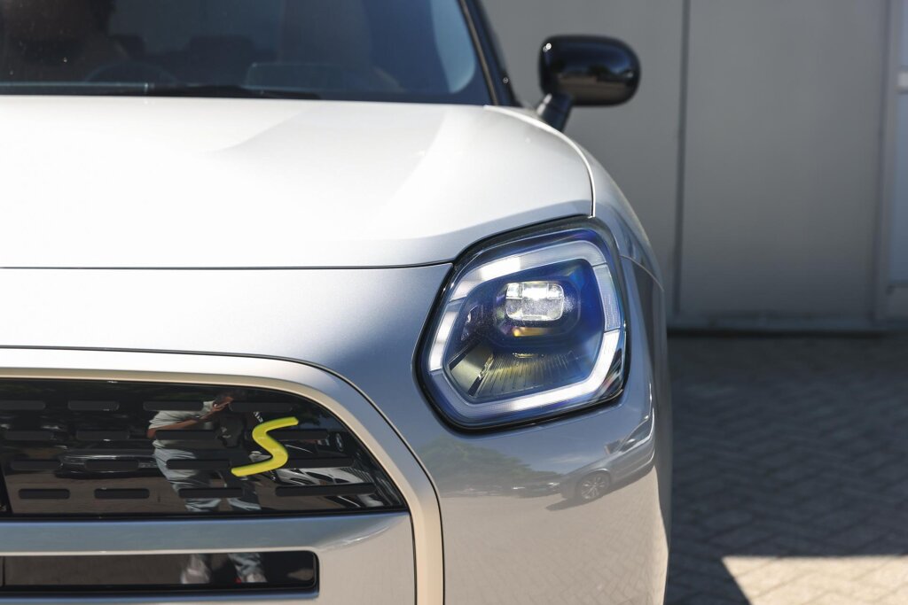 MINI Countryman 27