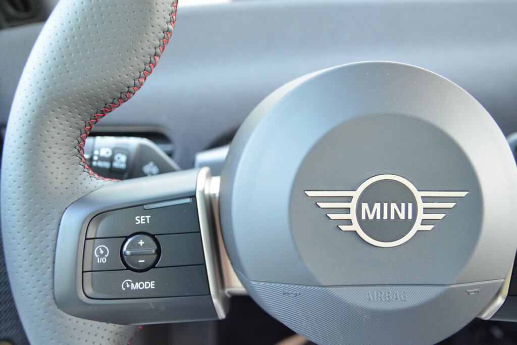 MINI 3-Deurs 12