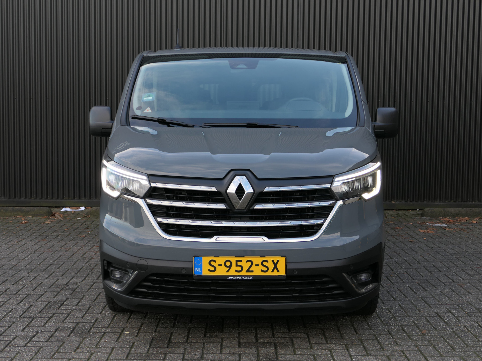 Renault Trafic Passenger 9 persoons! - Afbeelding 2