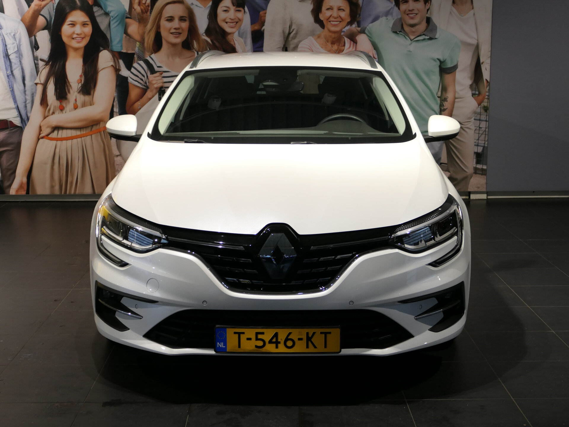 Renault Mégane Estate 1.3 TCe 140 Techno - Occasion Lease vanaf €444 p/m - - Afbeelding 2