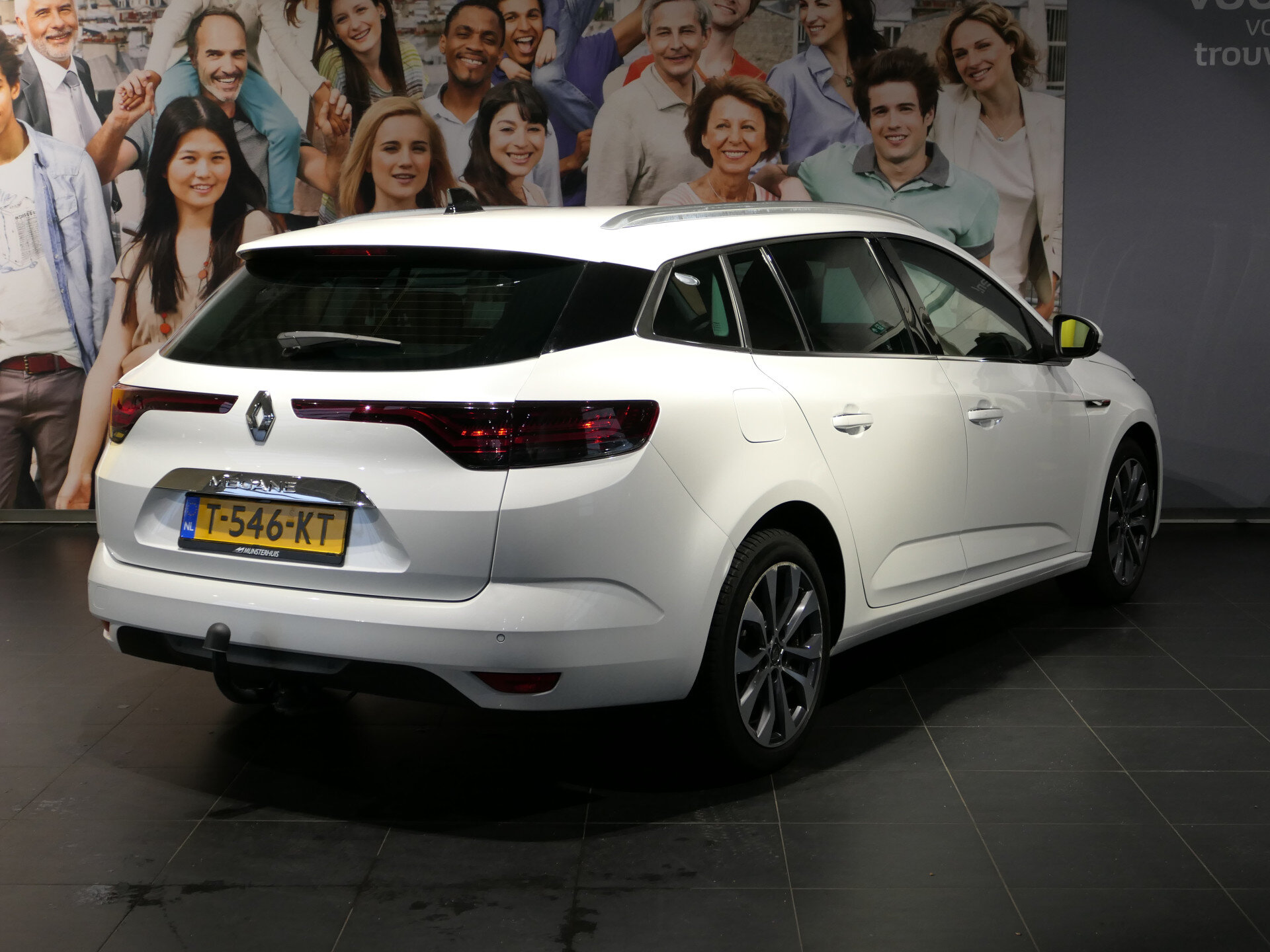Renault Mégane Estate 1.3 TCe 140 Techno - Occasion Lease vanaf €444 p/m - - Afbeelding 3