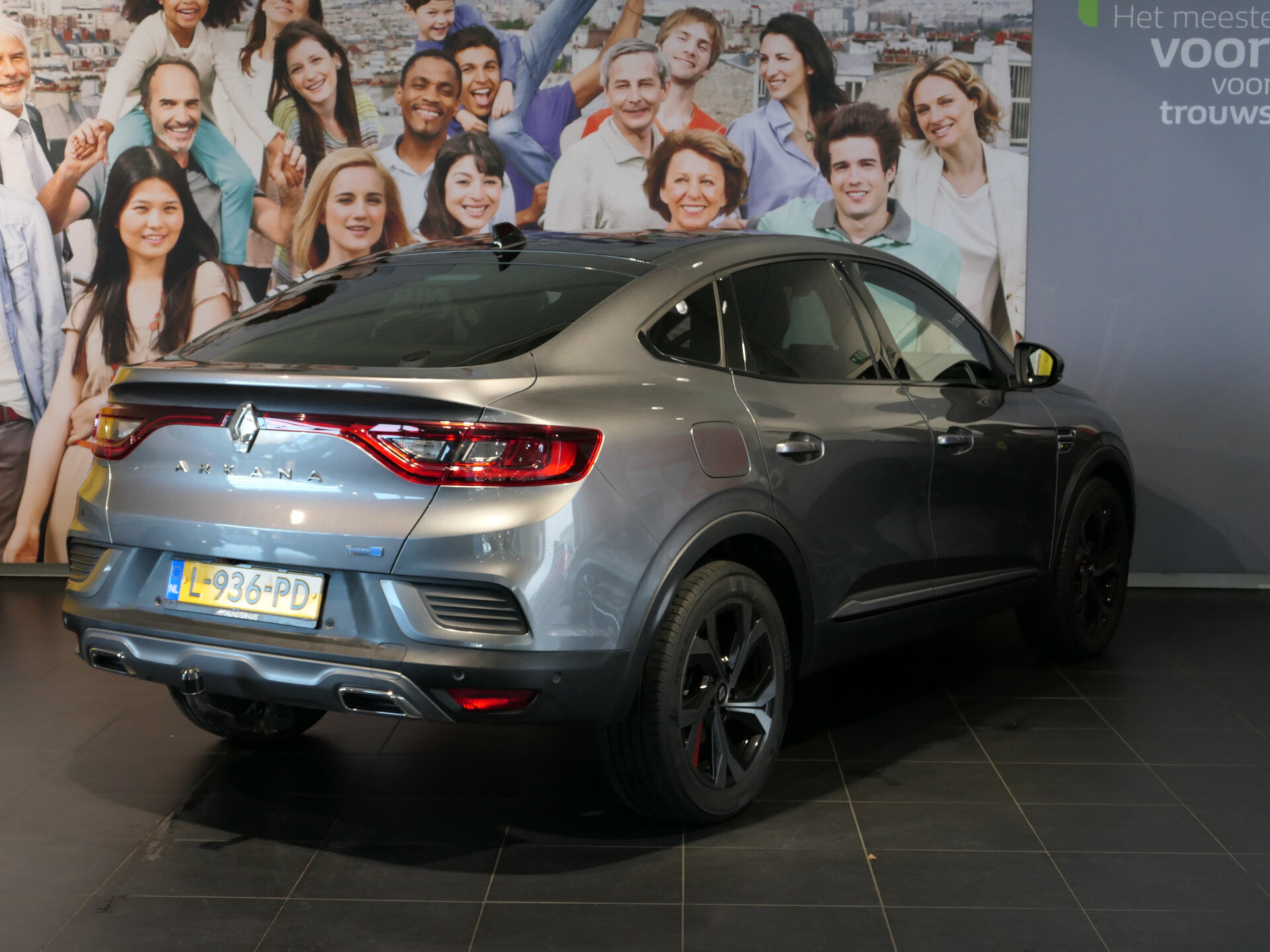 Renault Arkana 1.6 E-Tech Hybrid 145 R.S. Line - Occasion Lease vanaf €694 p/m - - Afbeelding 3