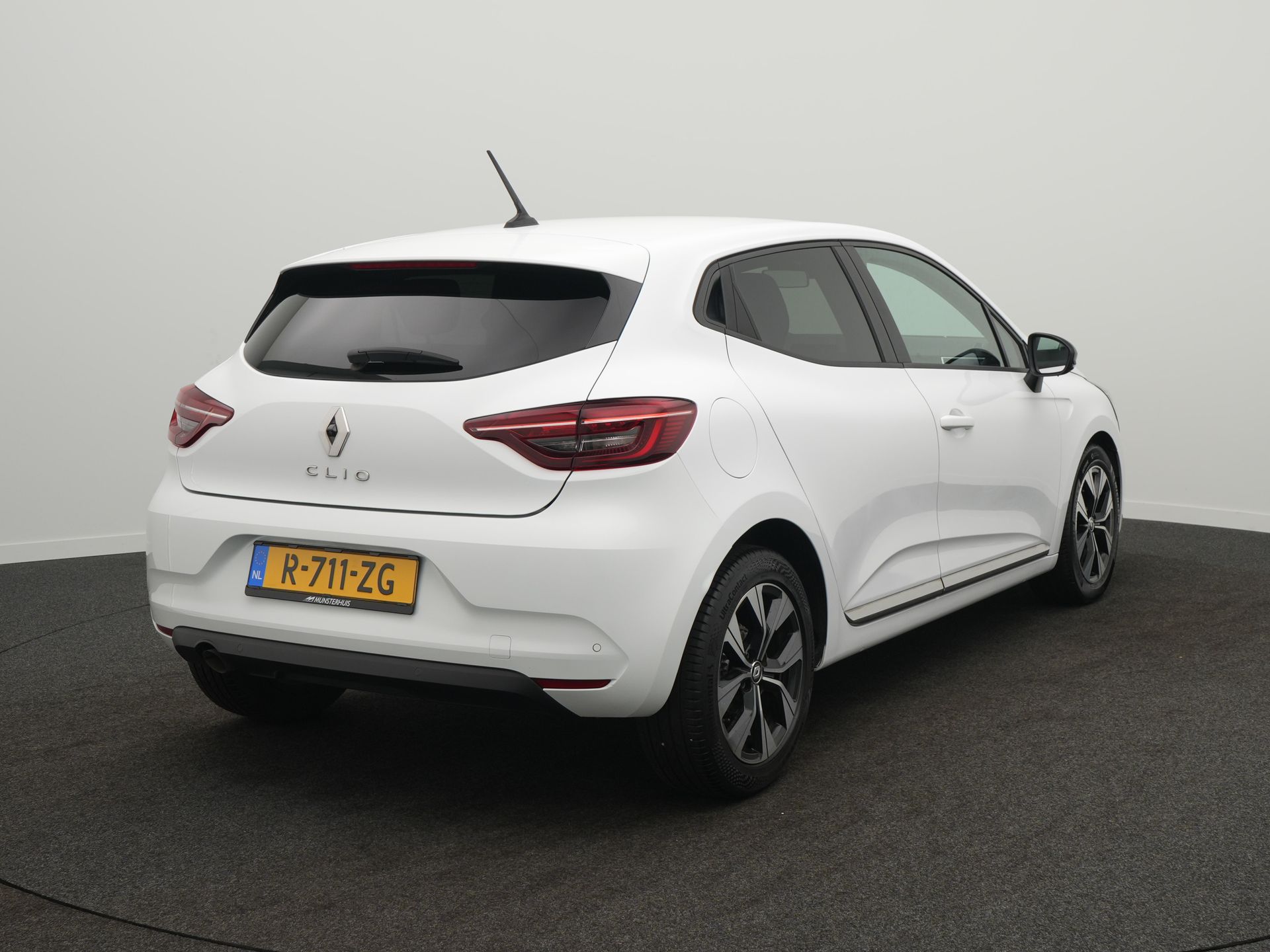 Renault Clio TCe 90 Evolution - Occasion Lease vanaf €369 p/m - Afbeelding 4