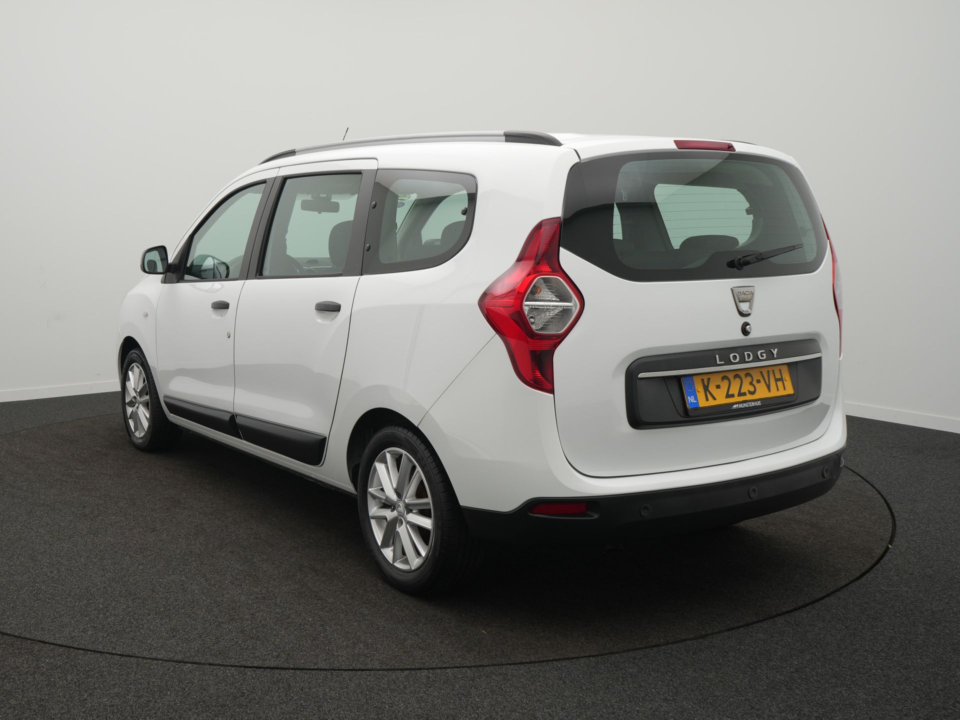 Dacia Lodgy TCe 130 Comfort - Occasion Lease vanaf €514 p/m - Afbeelding 3