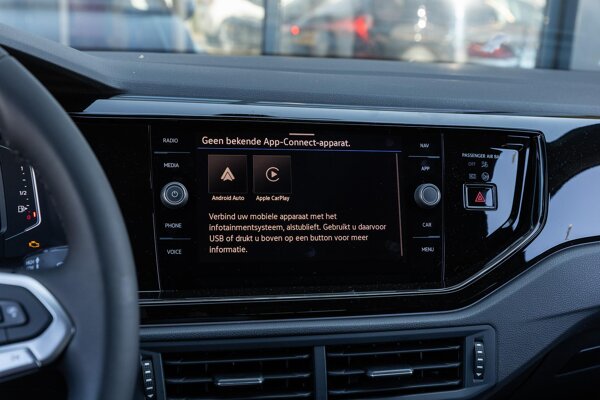 Apple Carplay/Android Auto