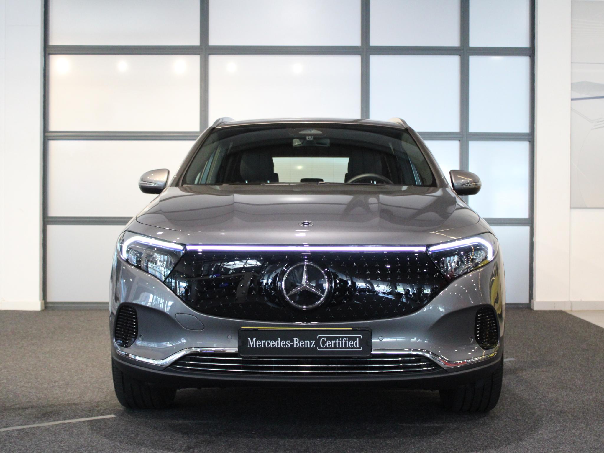 Mercedes-Benz EQA 350 4MATIC AMG Line 67 kWh - Afbeelding 5