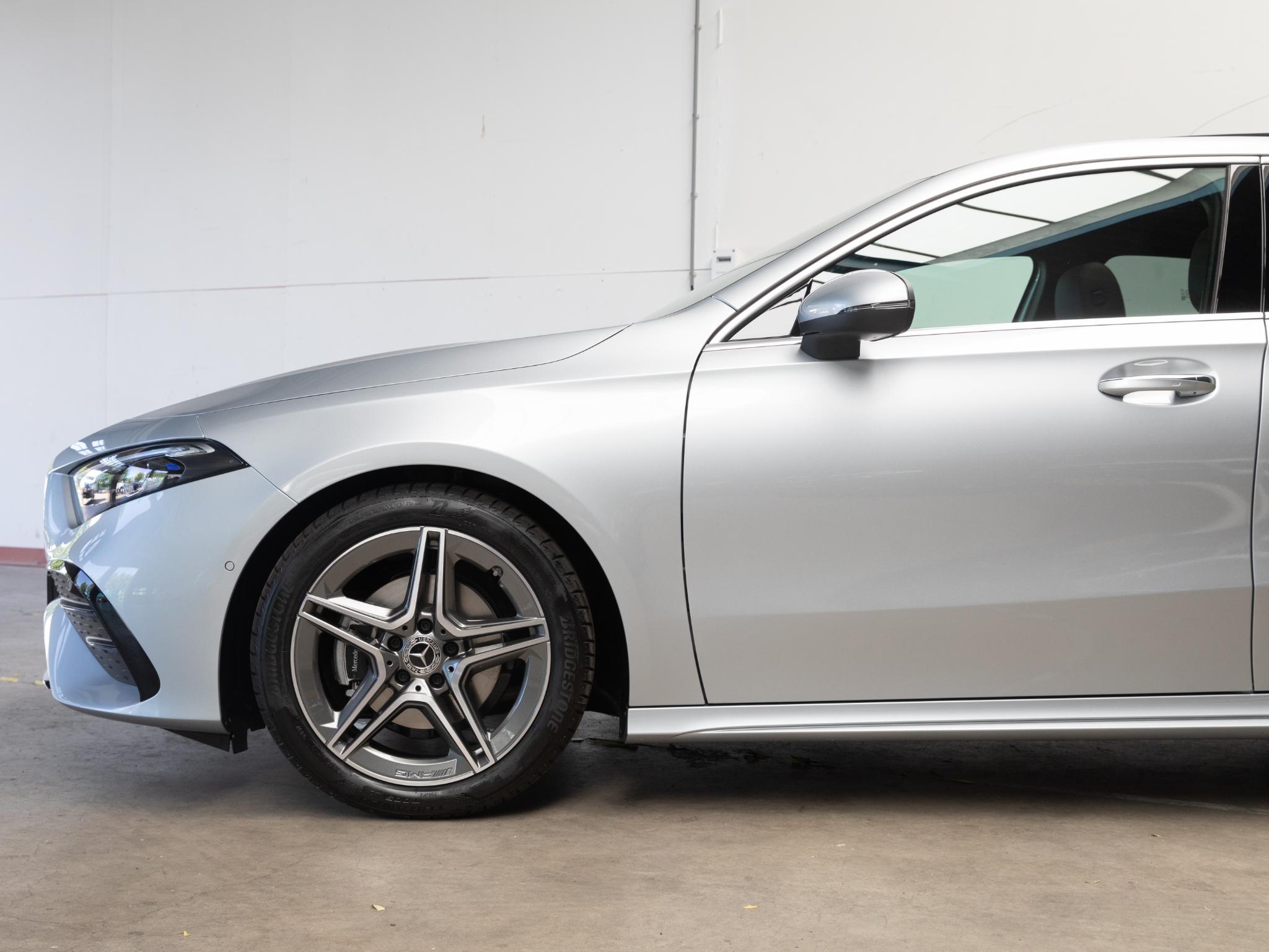 Mercedes-Benz A-Klasse Limousine 180 Business Solution AMG - Afbeelding 5