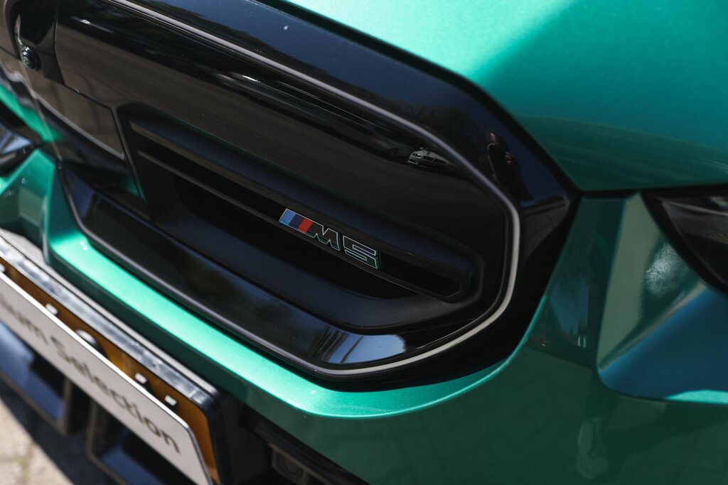 BMW M5 32