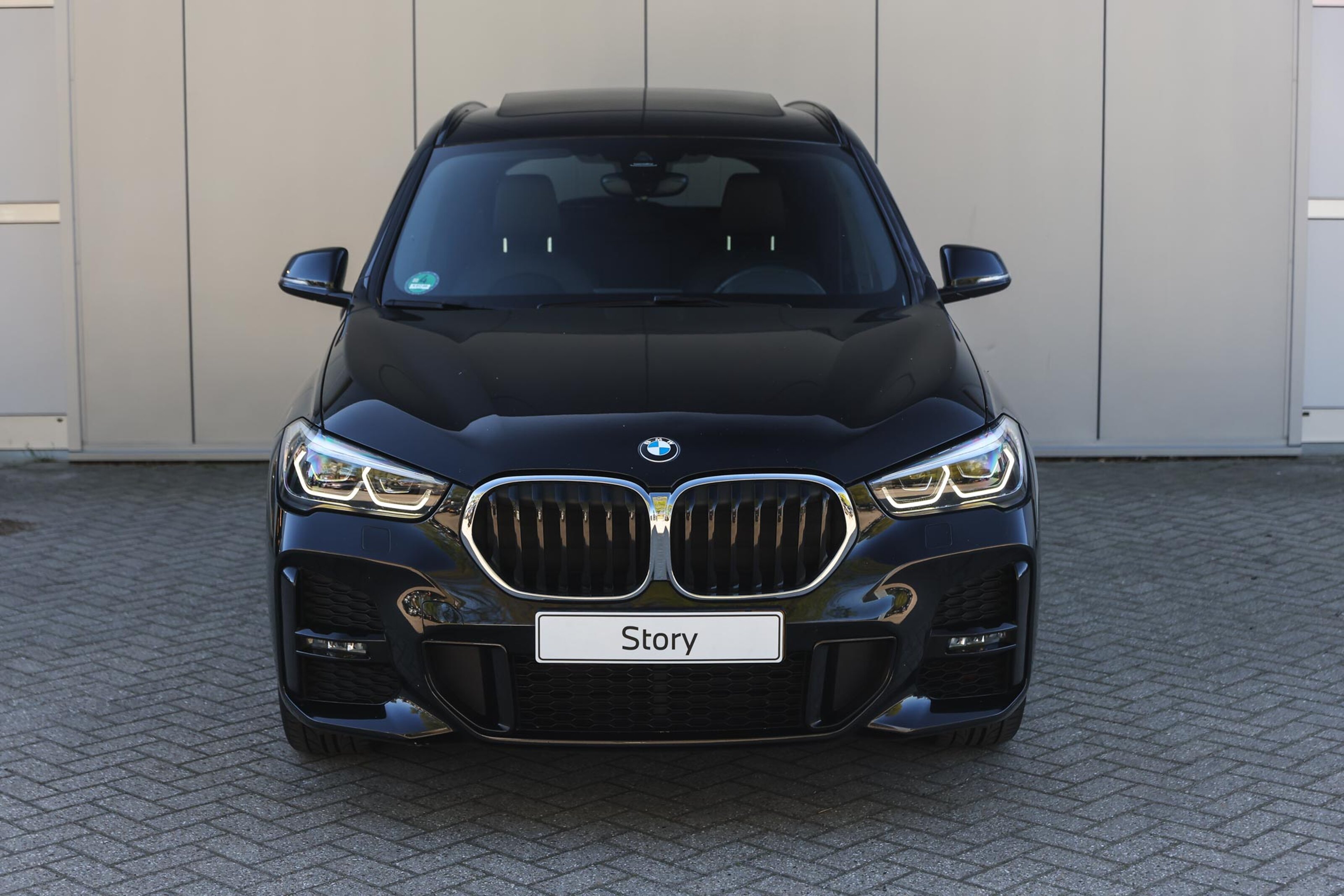 BMW X1 6