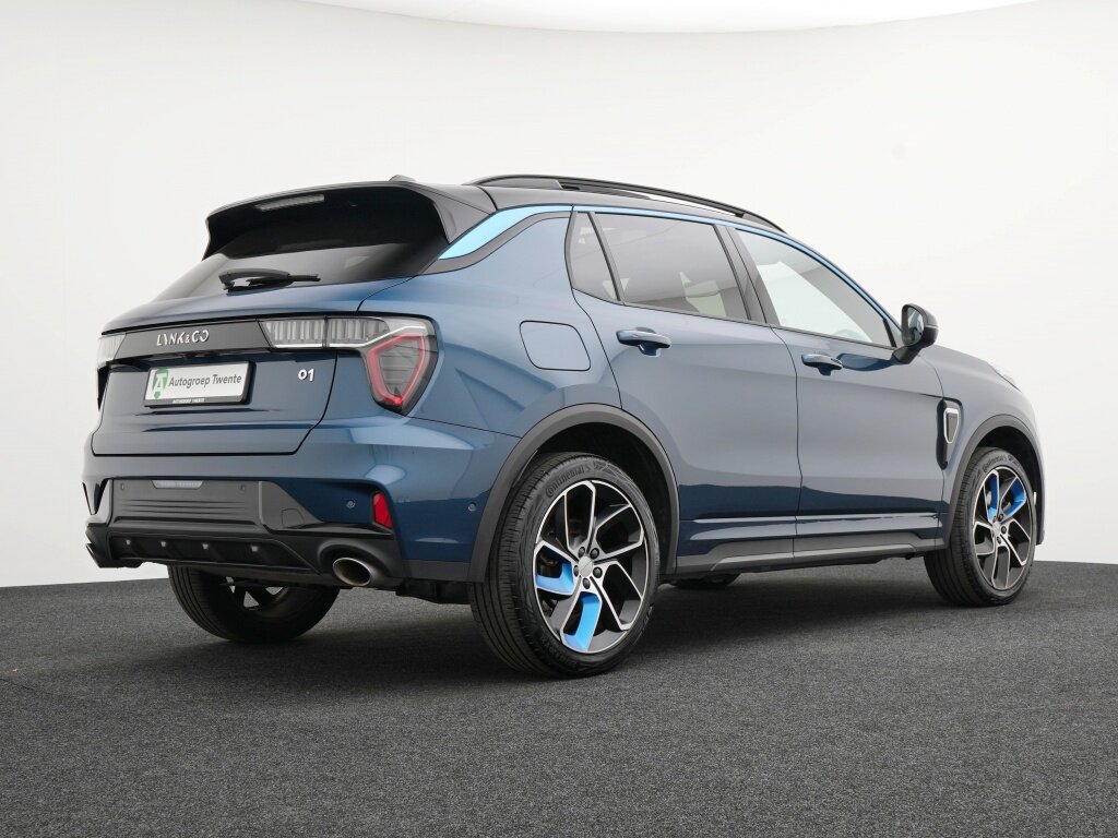 Lynk & Co 01 1.5 | Panoramadak | Stekker-hybride | tot 70km elektrisch! - Afbeelding 2