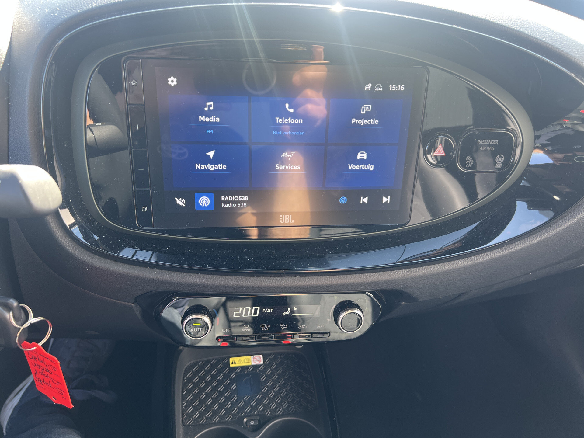 Toyota Aygo X 1.0 VVT-i S-CVT Envy Automaat - Afbeelding 4