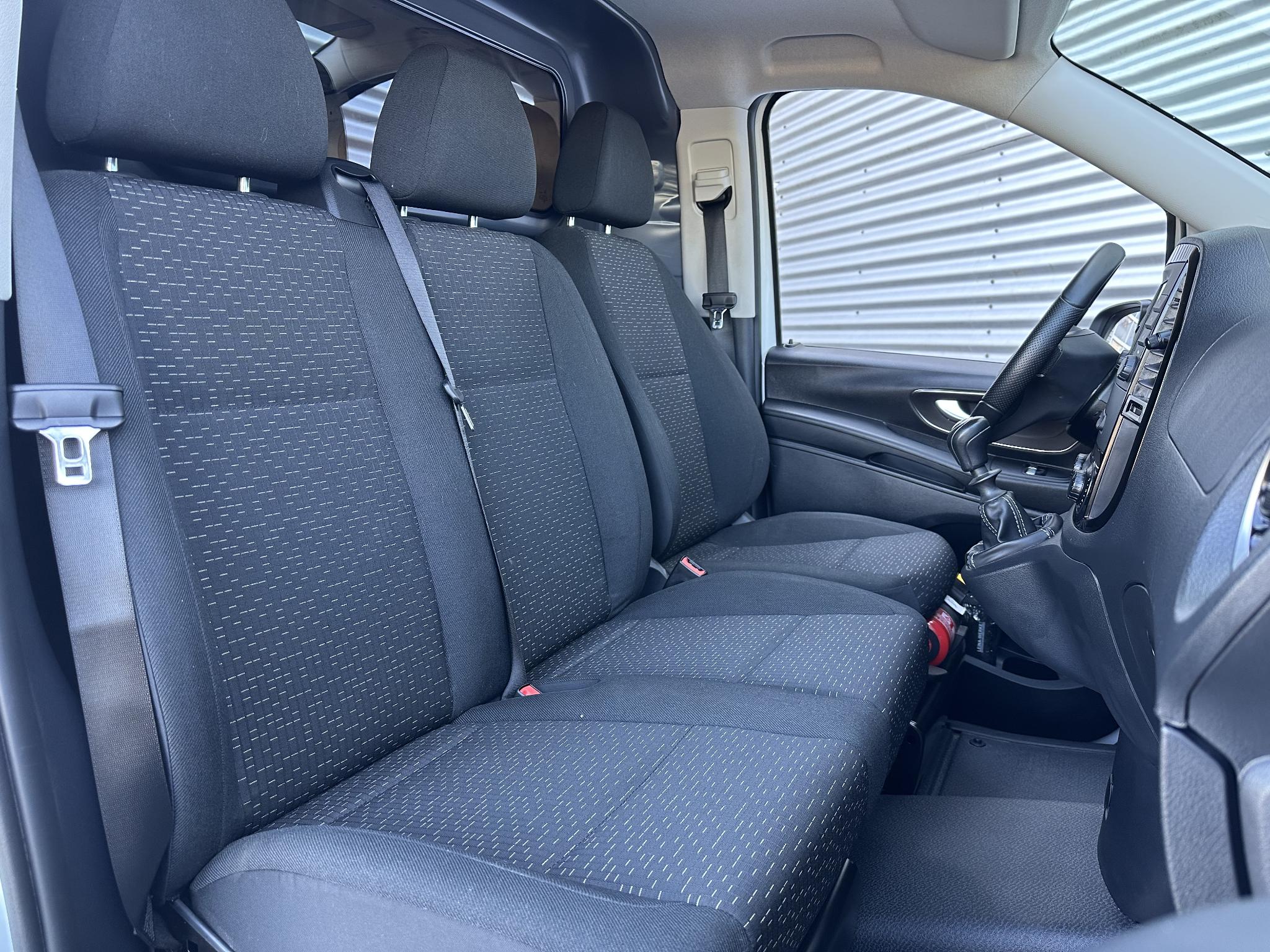 Mercedes-Benz Vito 110 CDI L2 Airco Navigatie Parkeersensoren - Afbeelding 3