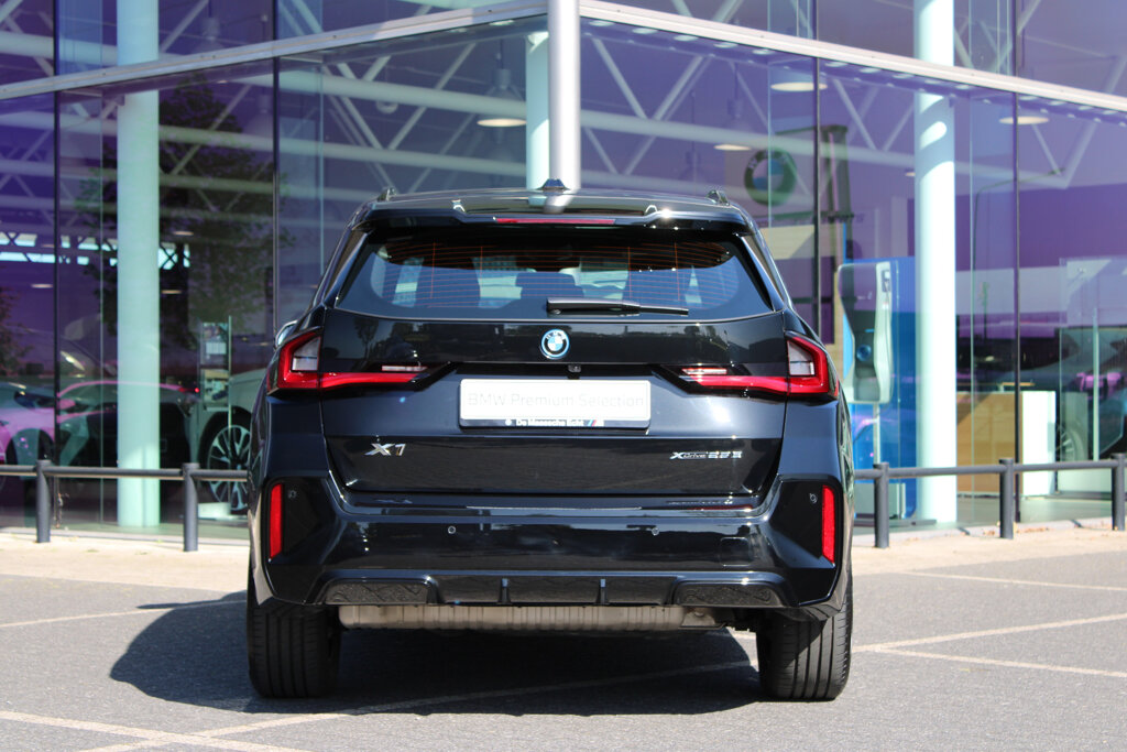 BMW X1 11